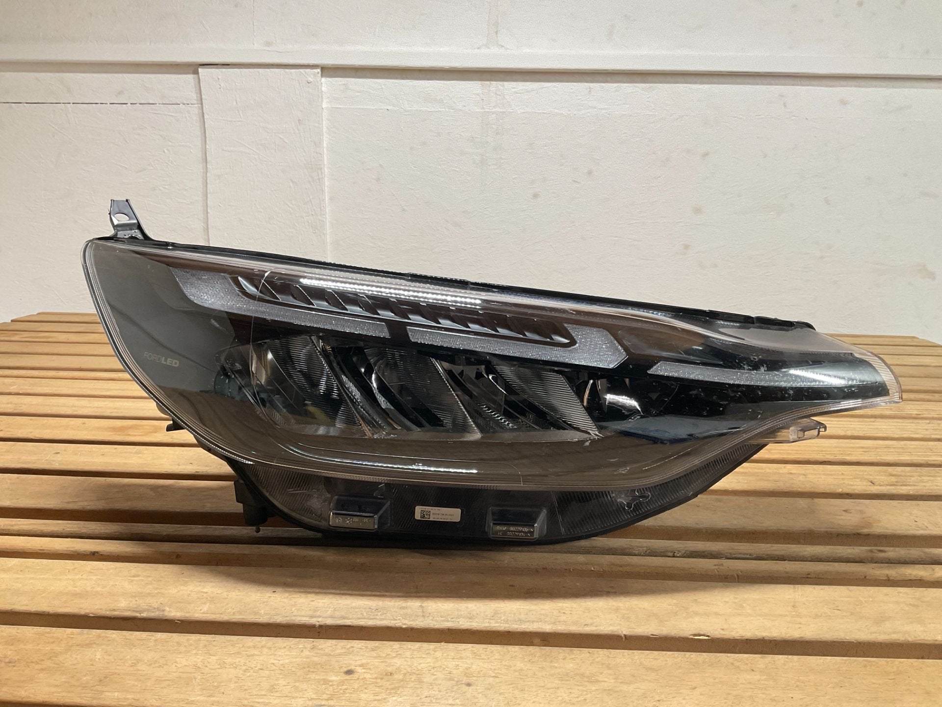 Koplamp Ford Transit Custom MK2 V710 PZ31-13E014-CB b5-543, Info@ford.com, Ford Motor Company, American Road 1
48126  Dearborn