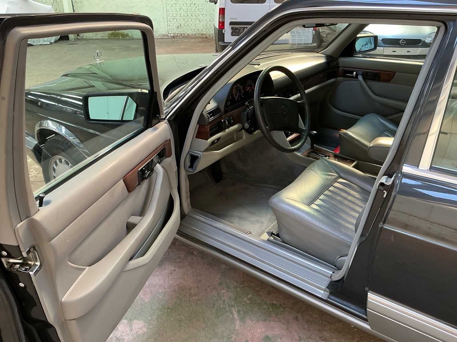 Mercedes 420SEL oldtimer 1987, foto 10