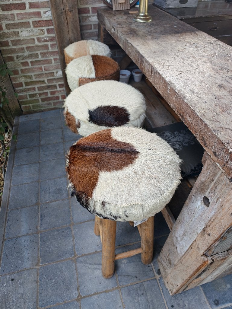 Barstoelen (gekocht bij Prananatha), Enlèvement, Neuf