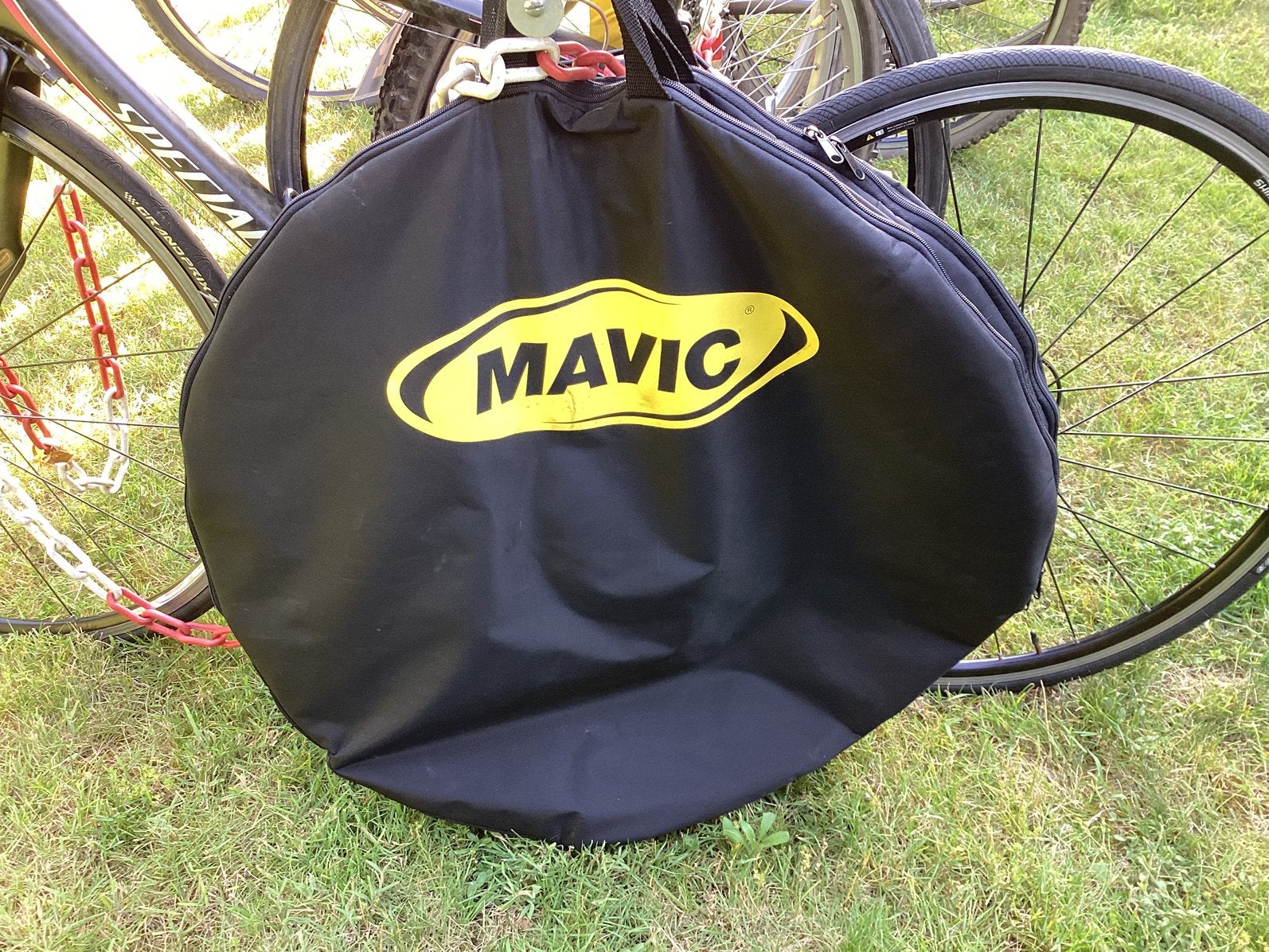 2 Wieltassen beschermhoezen Mavic, Fietsen en Brommers, Ophalen, Zo goed als nieuw