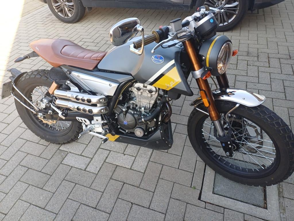 Moto 125cc, Enlèvement