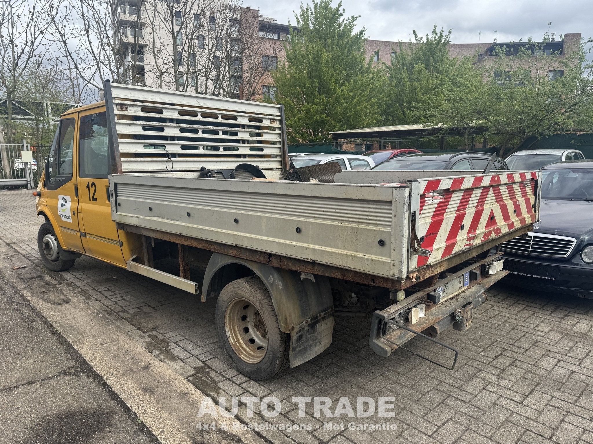 Ford Transit Open Laadbak | Dubbele Cabine | Zo meenemen |, Voorwielaandrijving, 4 deurs, Gebruikt, Beige