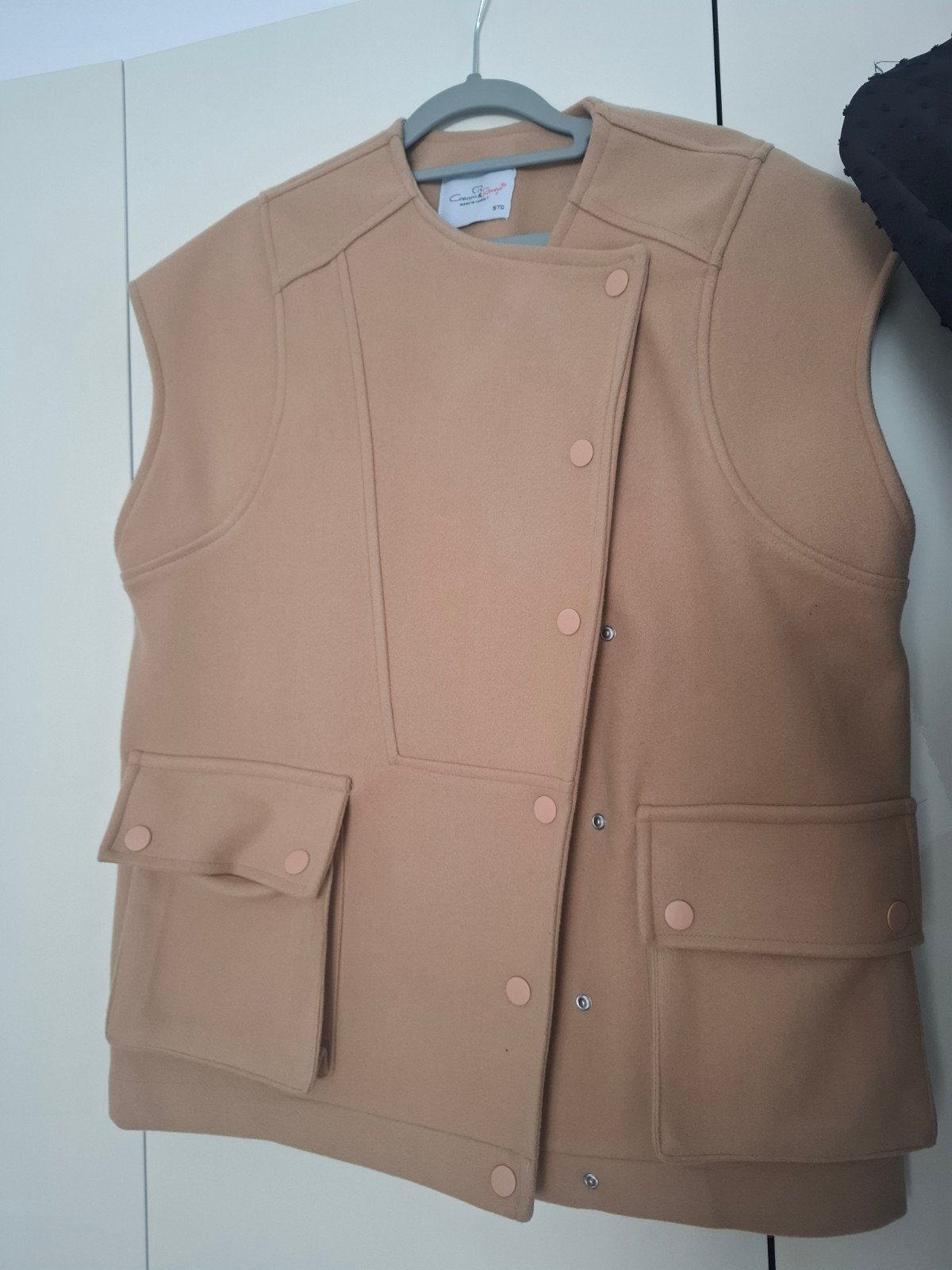 Dames kleding Nieuw dringendweg 1+ 1 gratis, Vêtements | Femmes, Blousons sans Manches, Enlèvement ou Envoi