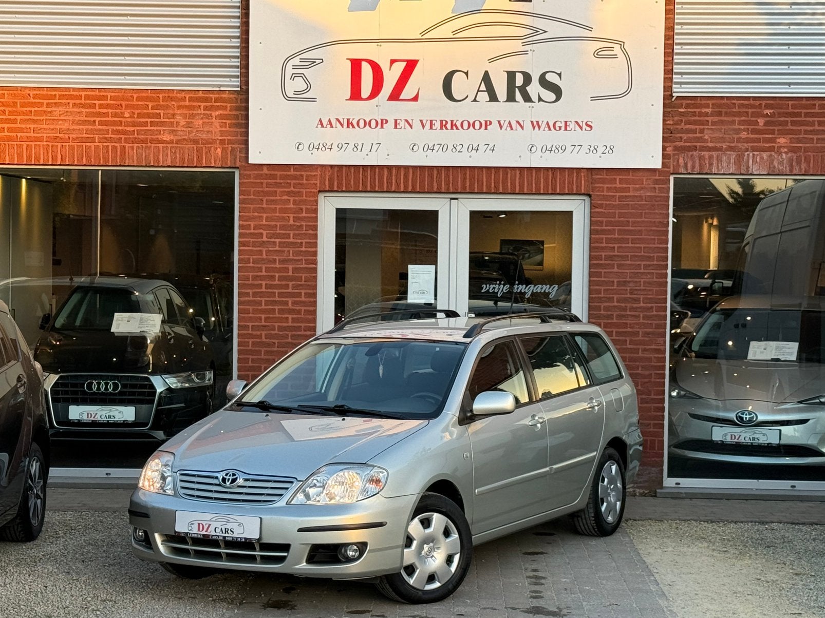 TOYOTA COROLLA 1.4D 90CH |CLIME DIGITALE | RADIO CD |, Autos, Toyota, Argent ou Gris, Achat, Entreprise, Corolla