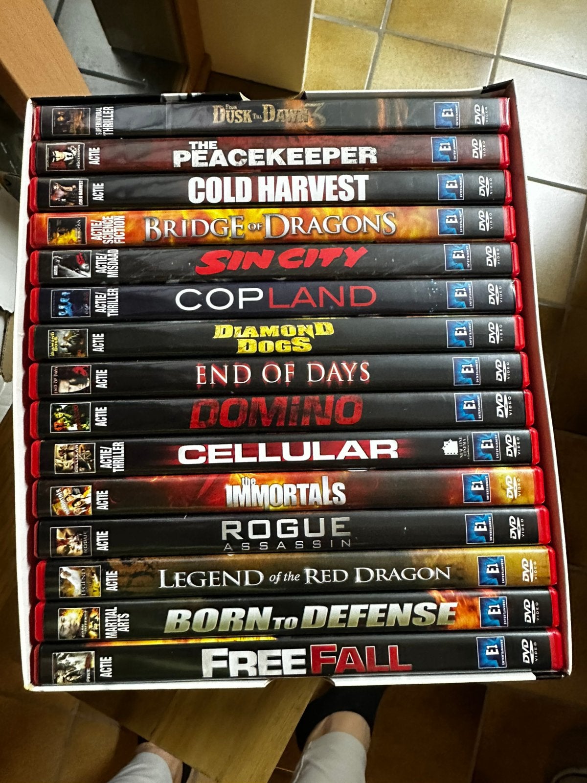 Meer dan 300 DVD, Ophalen, Zo goed als nieuw