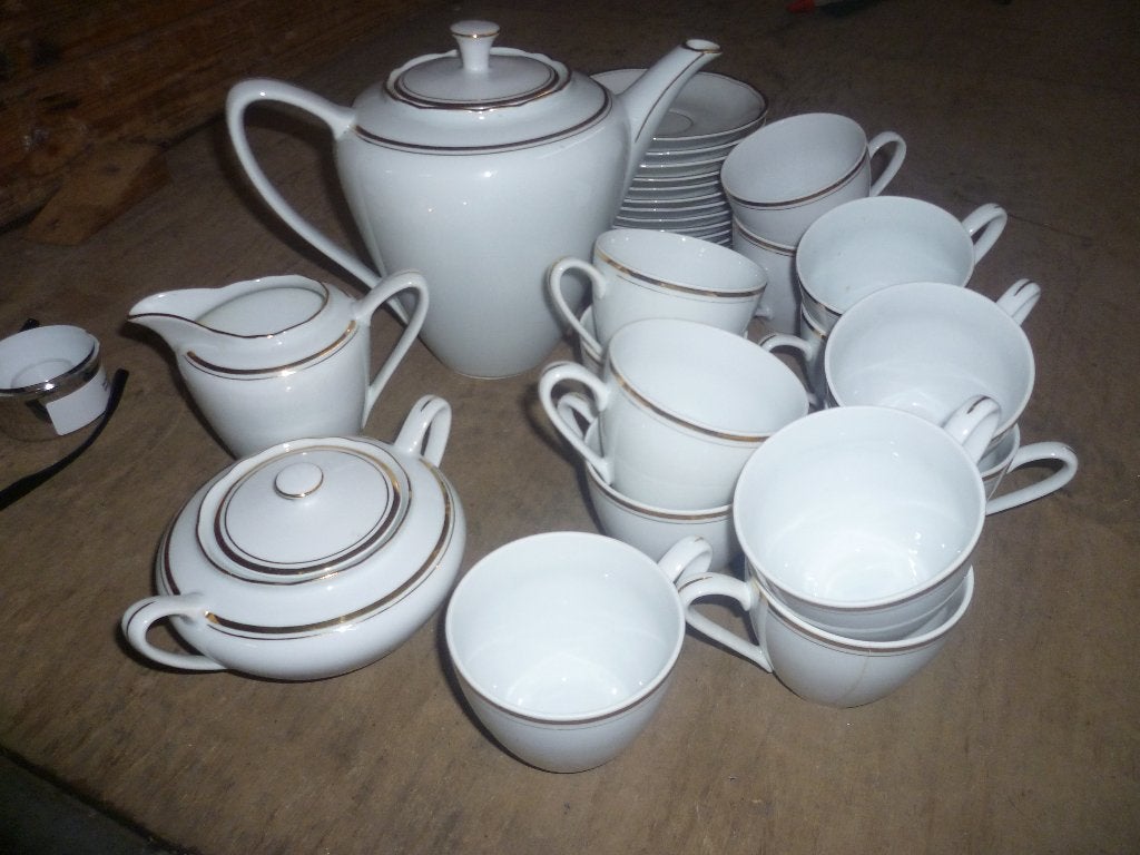 OUD PORCELEINEN KOFFIE SERVIES, Antiek en Kunst, Ophalen