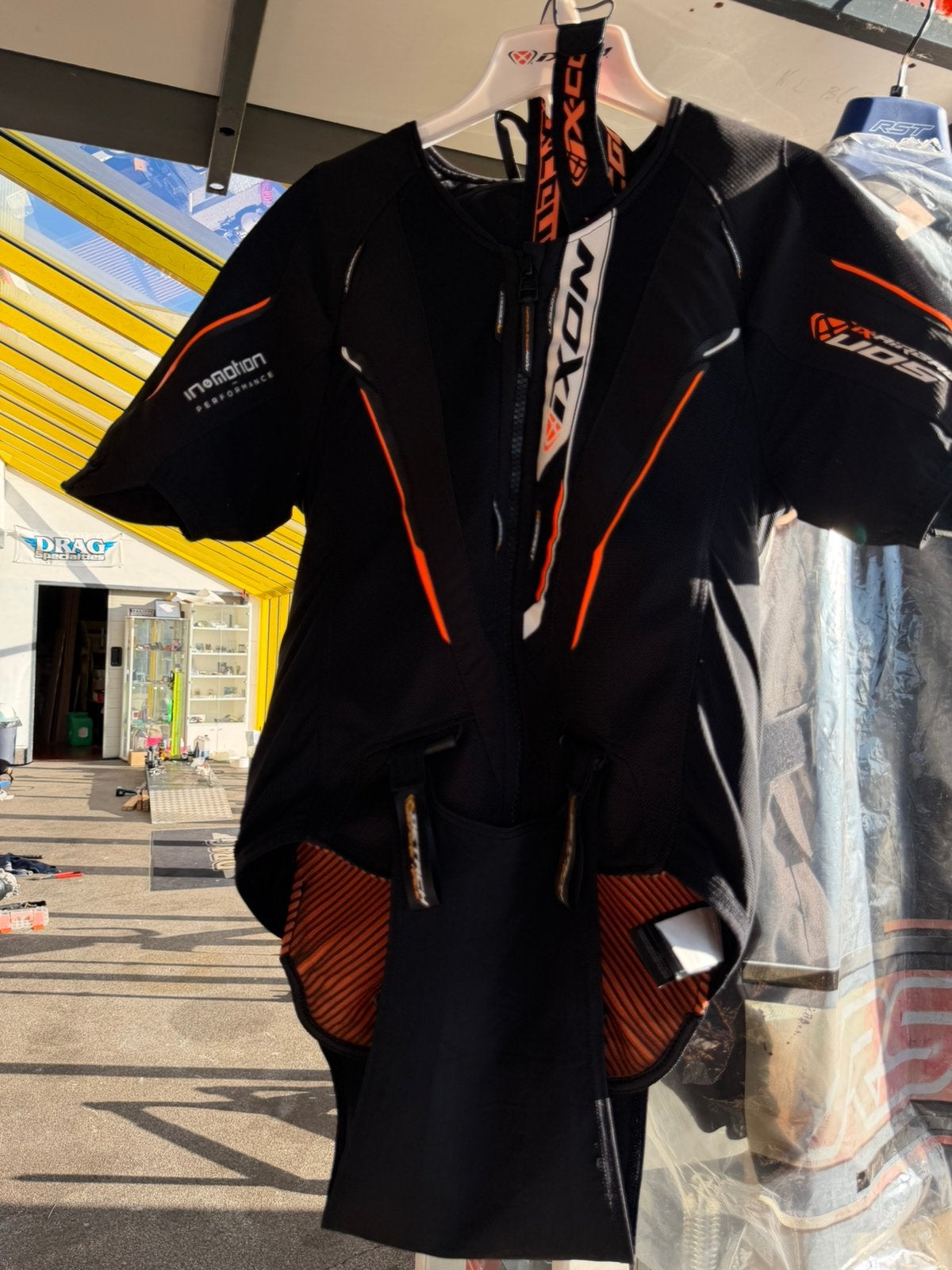 airbag Ixon, Enlèvement ou Envoi