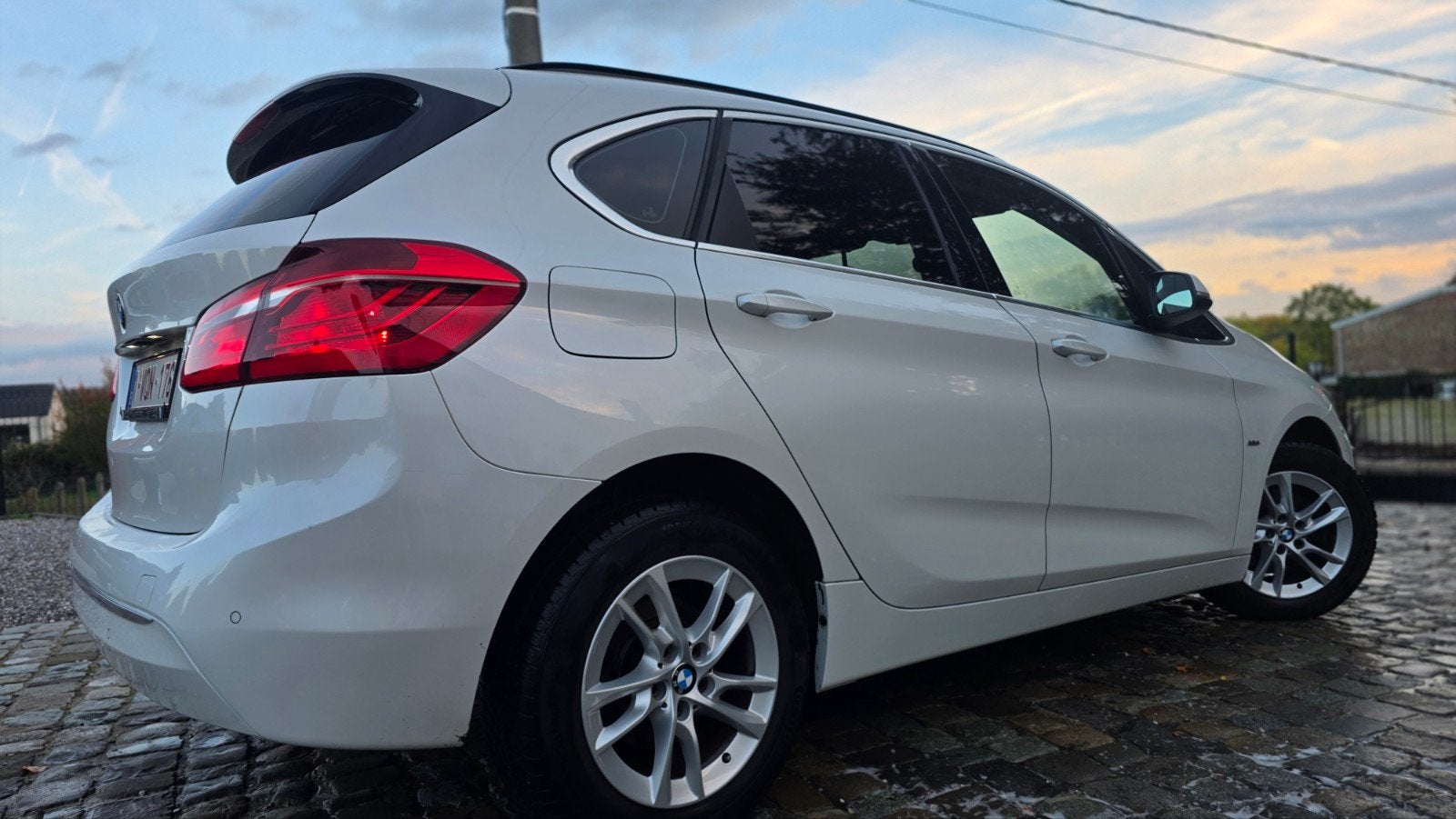 Magnifique BMW 116d Active Tourer, Autos, Cuir, Achat, Euro 6, Noir