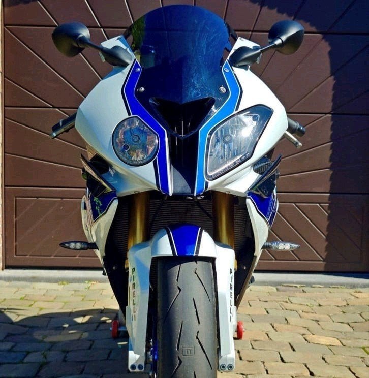 BMW HP4 COMPETITION n°5881/6000, Plus de 35 kW, Super Sport, 4 cylindres, Automatique