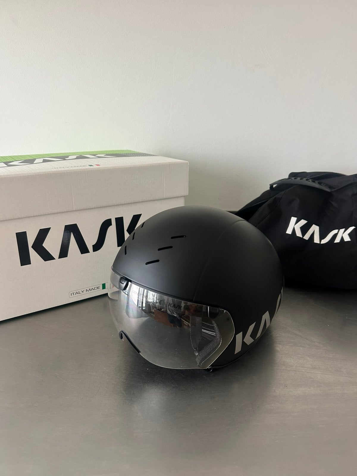 Kask bambino pro - Medium - Nieuw, Ophalen, Nieuw, M, Heer of Dame