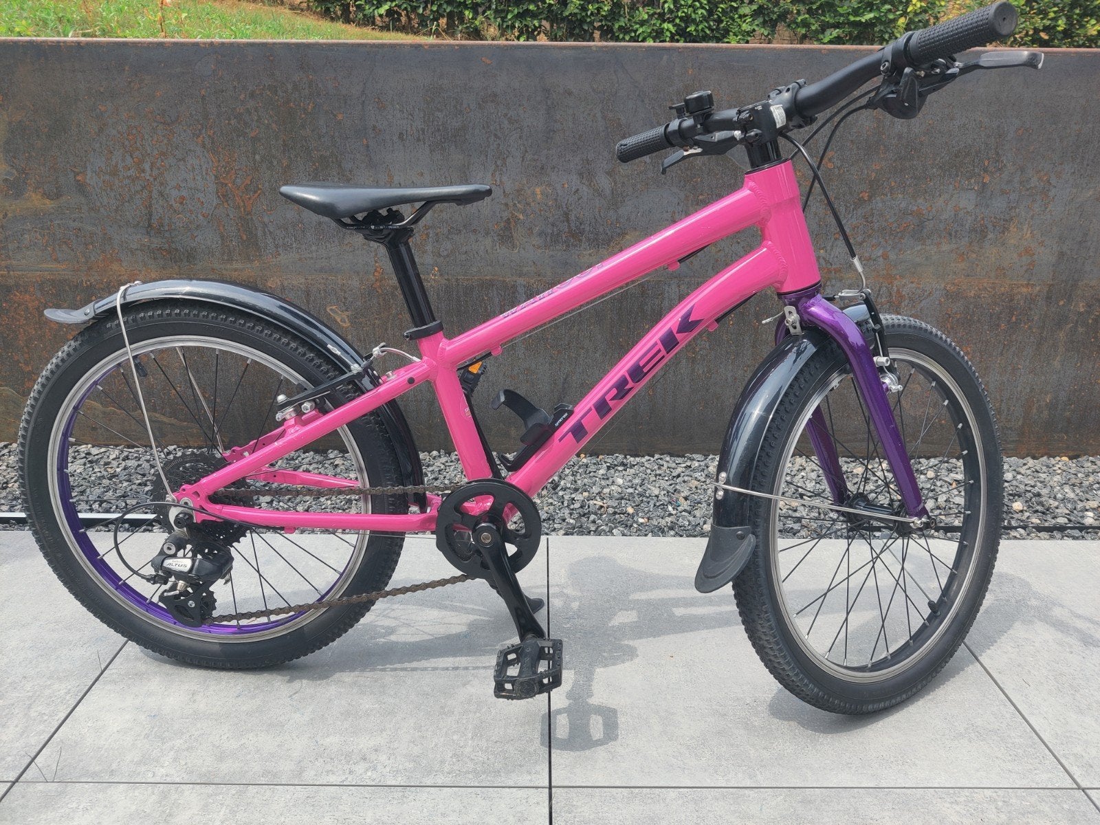 VTT enfant ultraléger TREK WAHOO 20 pouces (rose/violet), Vélos & Vélomoteurs, Vélos | Filles, Enlèvement, 20 pouces, Vitesses