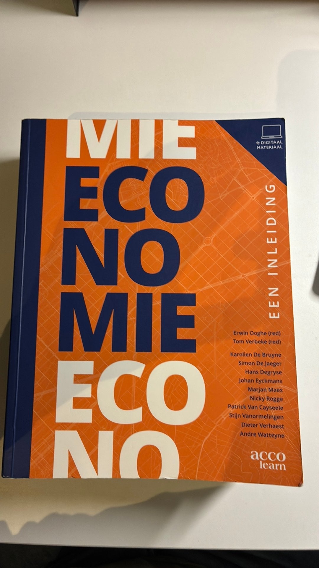 Economie een inleidng, Boeken, Ophalen, Gelezen