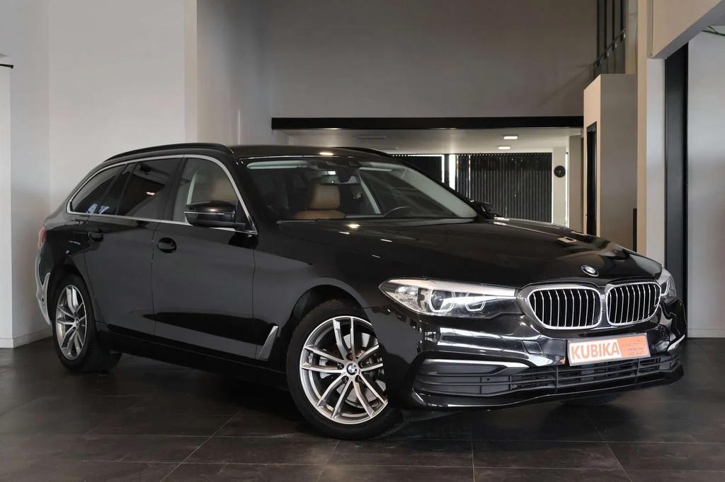 BMW 5 Serie 520 520d Touring Aut. Navi CruiseC ZetelV Garant, Autos, Cuir, Entreprise, Automatique, https://public.car-pass.be/vhr/4aeacbda-711e-45d1-9682-cfef337c5dde