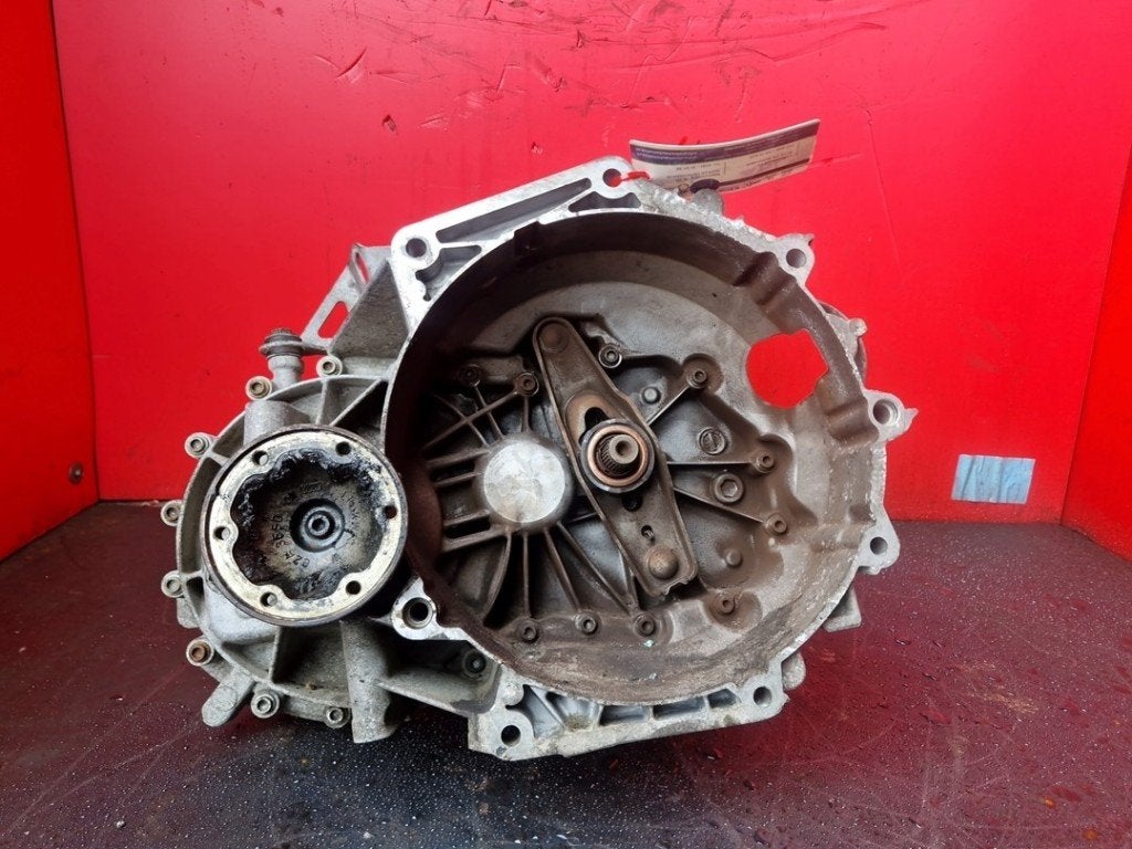 BOITE DE VITESSES MANUELLE Caddy III (2KA,2KH,2CA,2CH), Volkswagen, Volkswagen AG, Utilisé, Kundenbetreuung@volkswagen.de