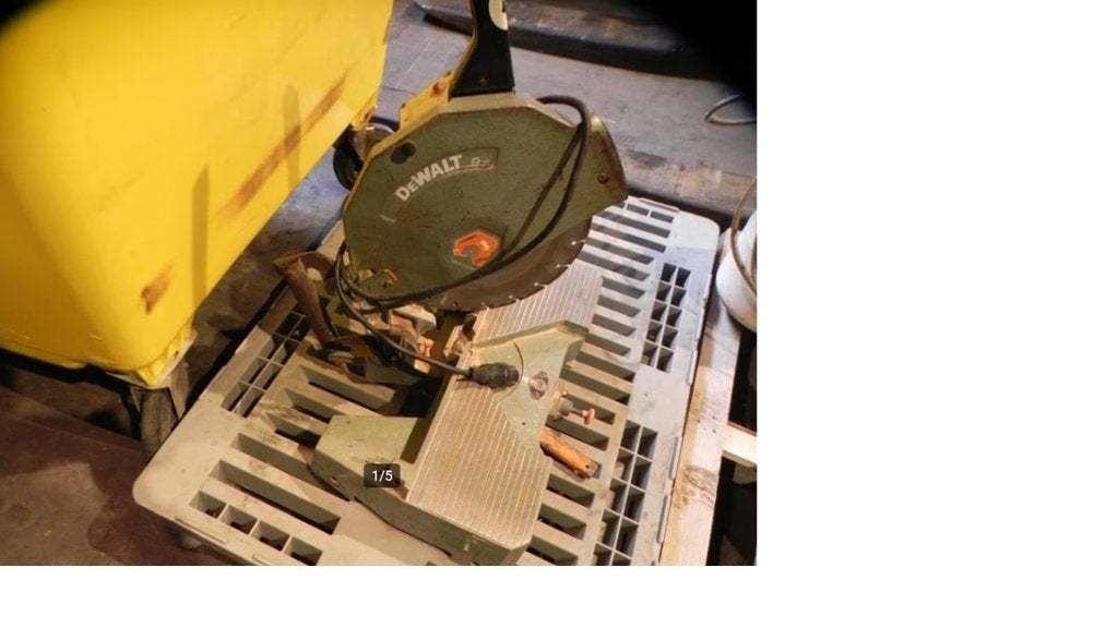 Steen afkortzaag Dewalt met diamant blad Ø 30 cm, Enlèvement, Utilisé, Briques