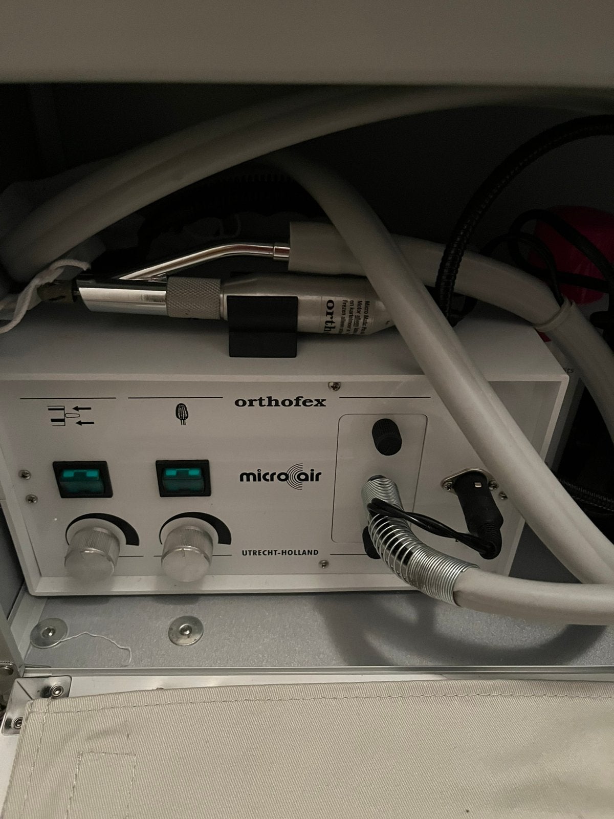 Als nieuwe pedicure motor Orthofex Micro Air + trolly koffer, Ophalen, Zo goed als nieuw, Hand- en Voetverzorging