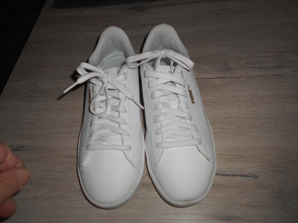 witte puma sneakers maat 42, Puma, Wit, Ophalen of Verzenden, Zo goed als nieuw
