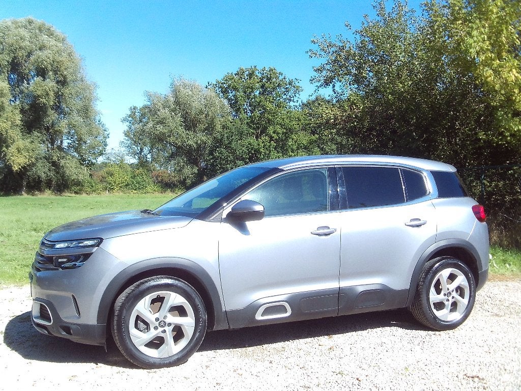 Citroen C5 Aircross Benzine 75dkm 18"ALU Camera 131PK Nw 022, Voorwielaandrijving, Euro 6, 1199 cc, https://public.car-pass.be/vhr/b9c4ac90-db6f-4fb8-b09d-e3348388d0f0