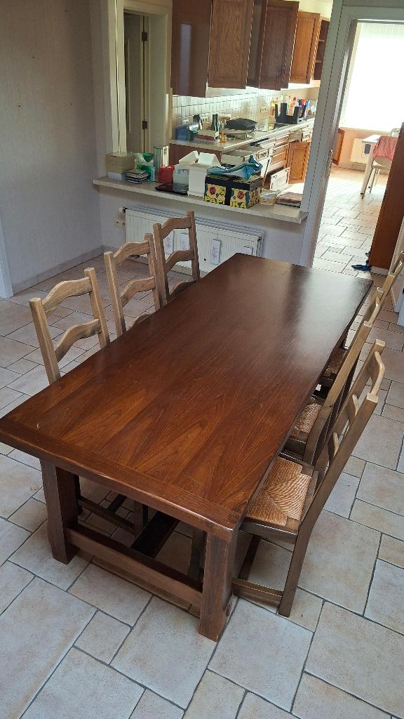 Gratis tafel met stoelen., Ophalen