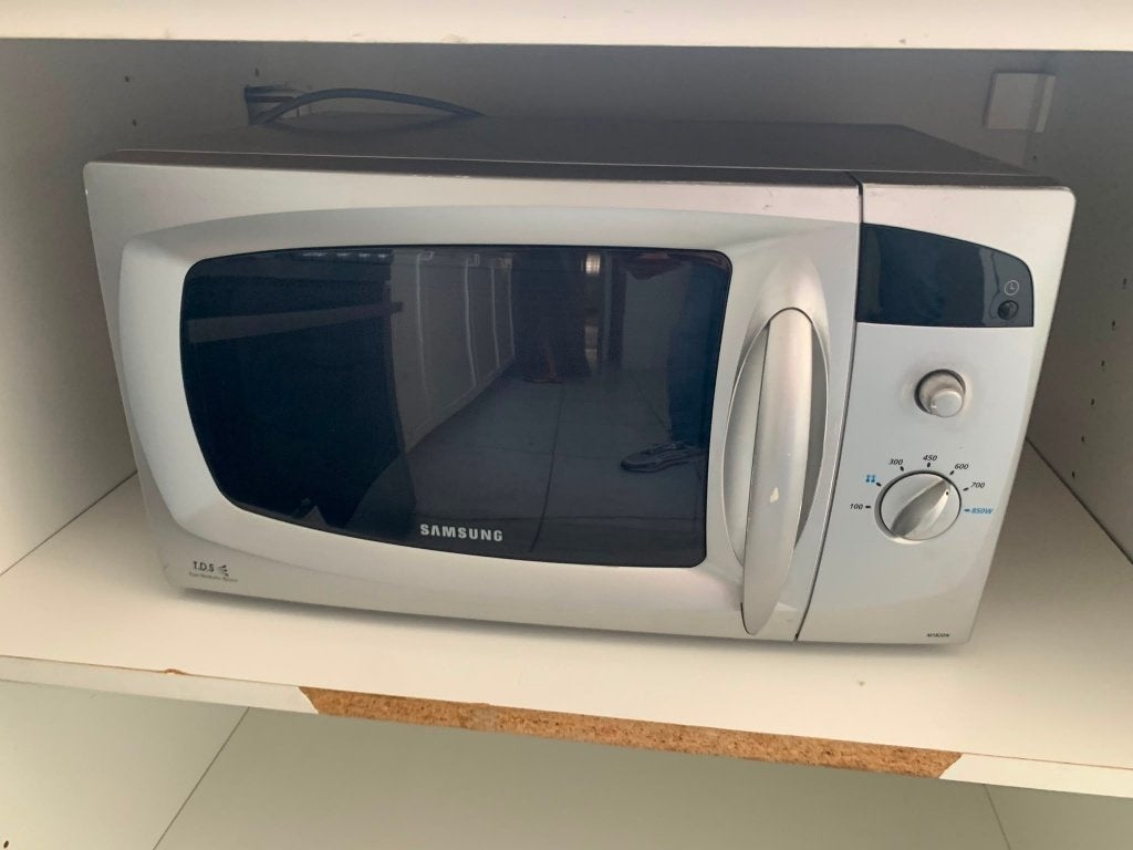 Microgolf Samsung, Elektronische apparatuur, Ophalen, Gebruikt, Microgolfoven, 45 tot 60 cm