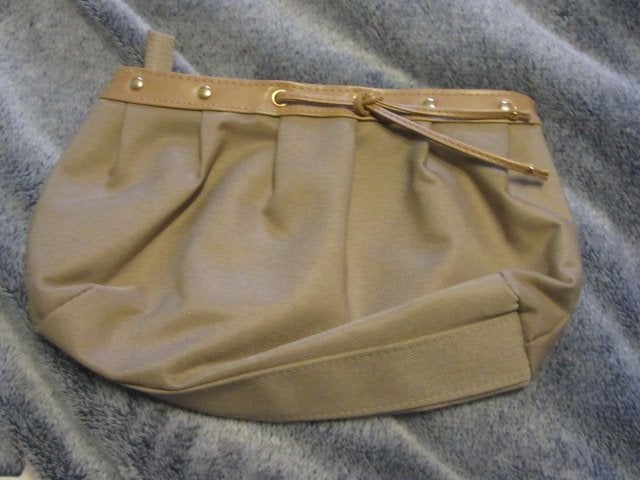 beige toiletzakje met ritssluiting - make-up tasje, Handtassen en Accessoires, Ophalen of Verzenden, Zo goed als nieuw, Beige