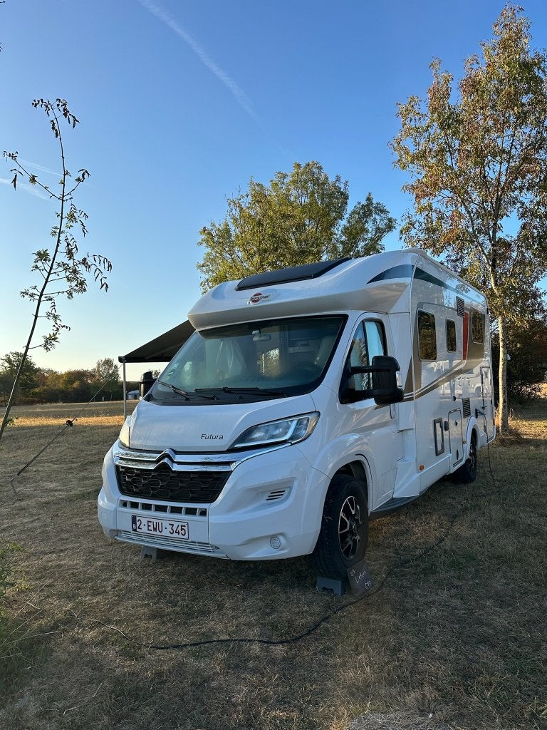 Bürstner Lyseo Futura TD 690  2024  165 PK  37.000 km, Caravans en Kamperen, Mobilhomes, Ringverwarming, Bedrijf, Bürstner, 6 tot 7 meter