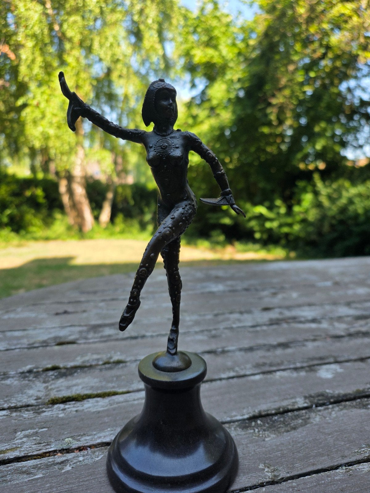 Afrikaans bronzen beeld-dansende vrouw-ca.24cm, Ophalen of Verzenden, Brons