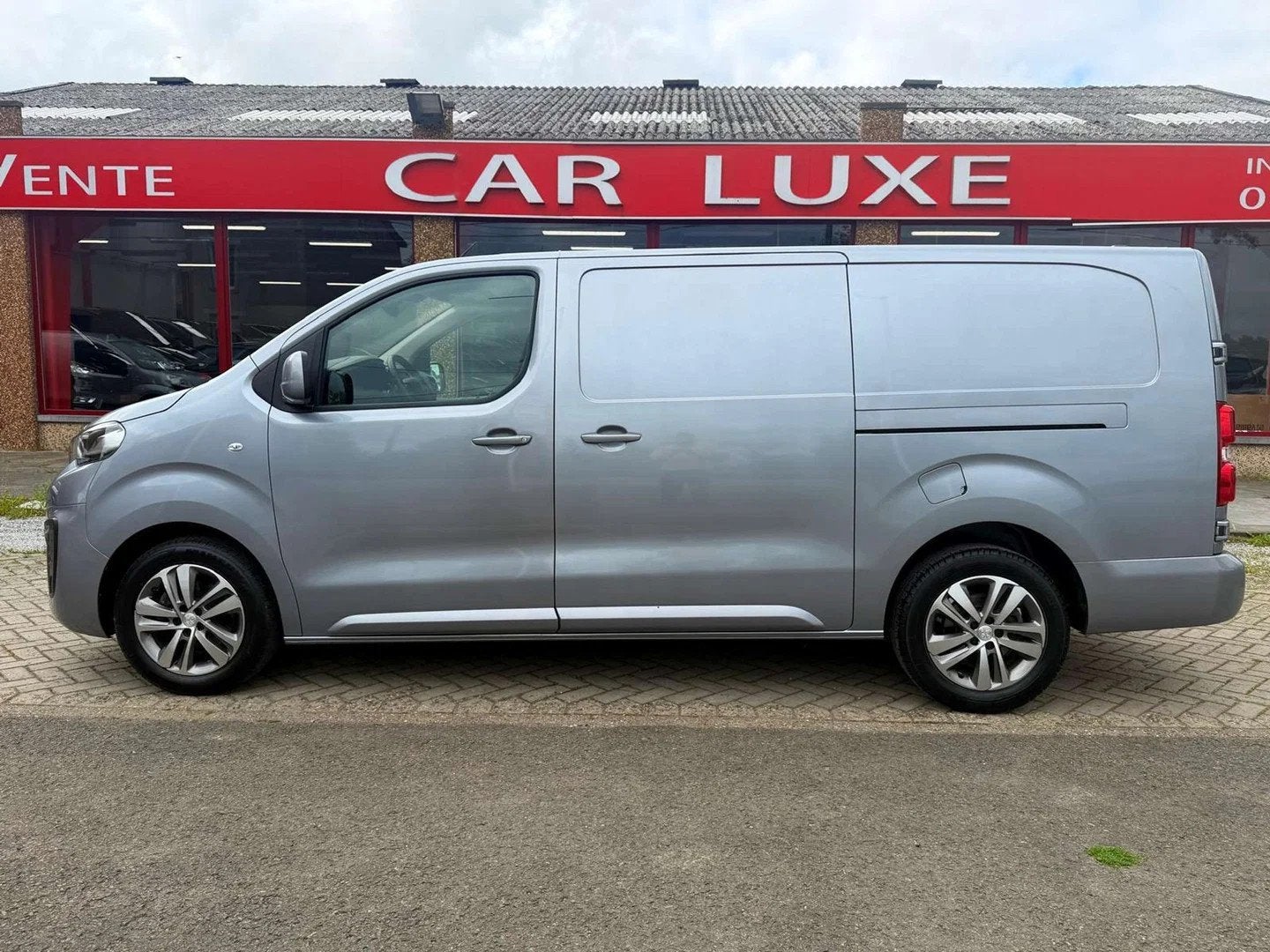 Peugeot Expert 2.O HDI 177CV BOITE AUTO GPS LONG CHASIS, 177 ch, Argent ou Gris, Achat, 6 portes