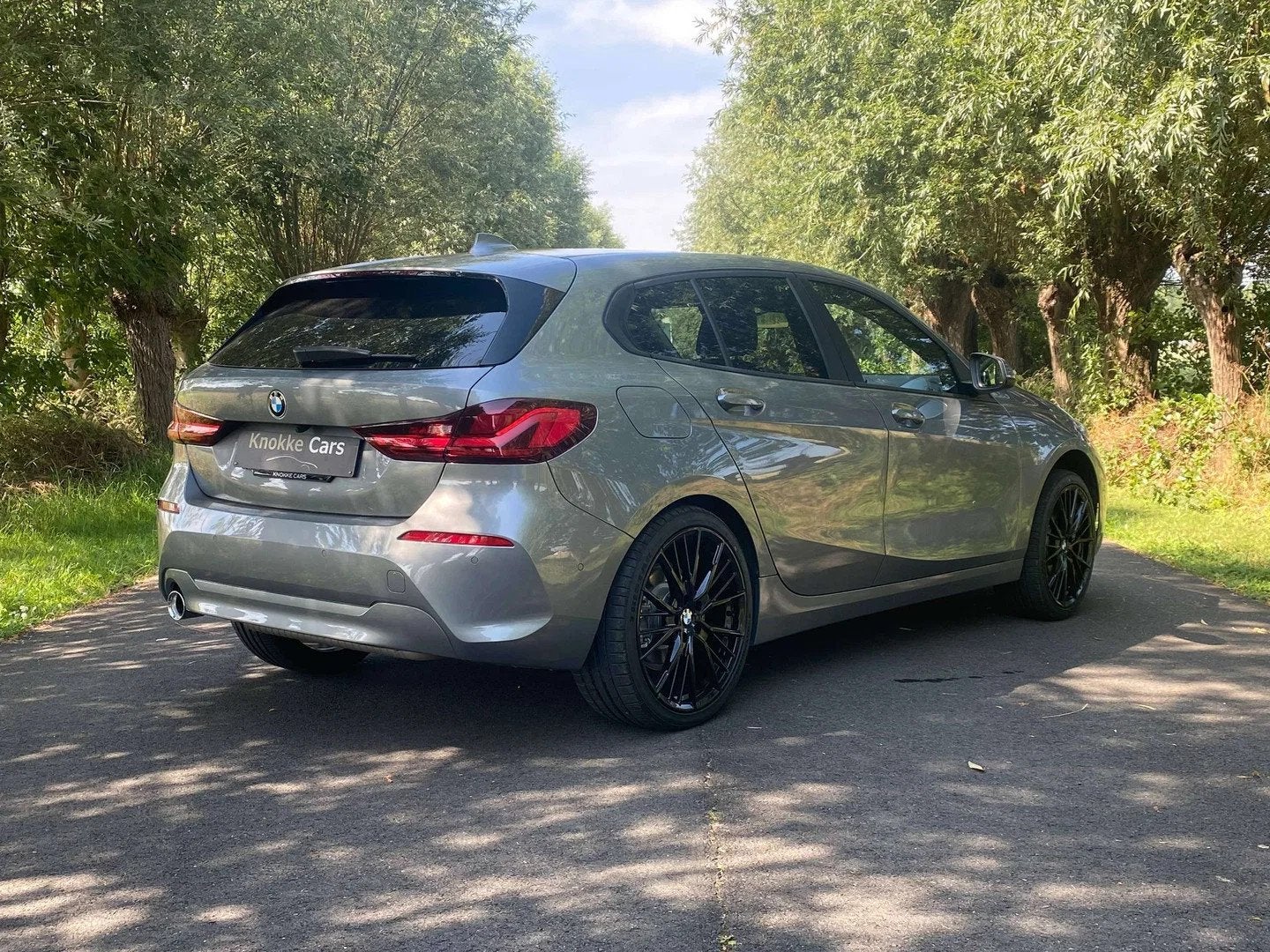 BMW 1 Serie 118 Verkocht,Vendu,Sold (bj 2024, automaat), Gebruikt, Zwart, 136 pk, Bedrijf