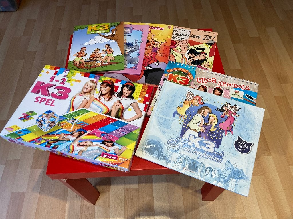 Originele K3 set (boeken /spelletjes), Ophalen of Verzenden, Zo goed als nieuw, Studio 100, Fictie algemeen