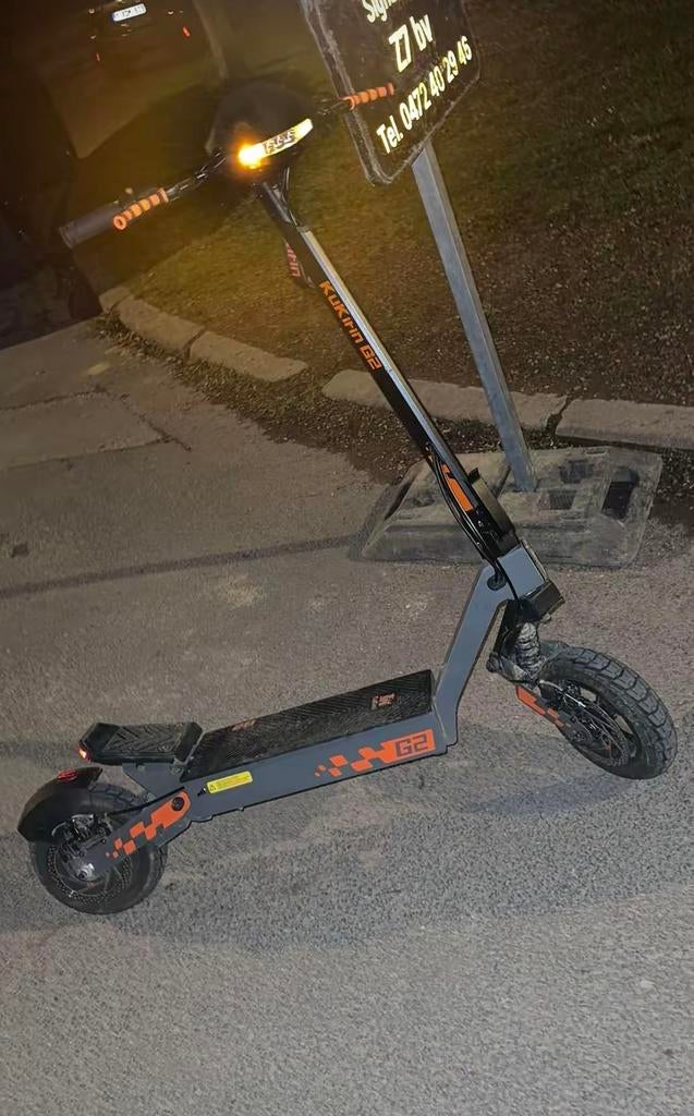 Echange contre u motocross ou dirt          Pas a vendre !, Vélos & Vélomoteurs, Trottinettes, Enlèvement ou Envoi, Comme neuf
