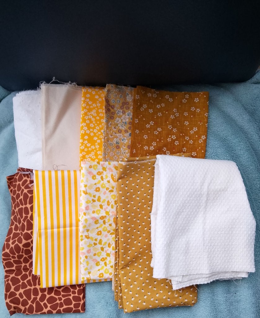 Pakket van 10 stoffen (quilten, poppenkleding etc), Ophalen of Verzenden, Zo goed als nieuw, Meerkleurig, Katoen