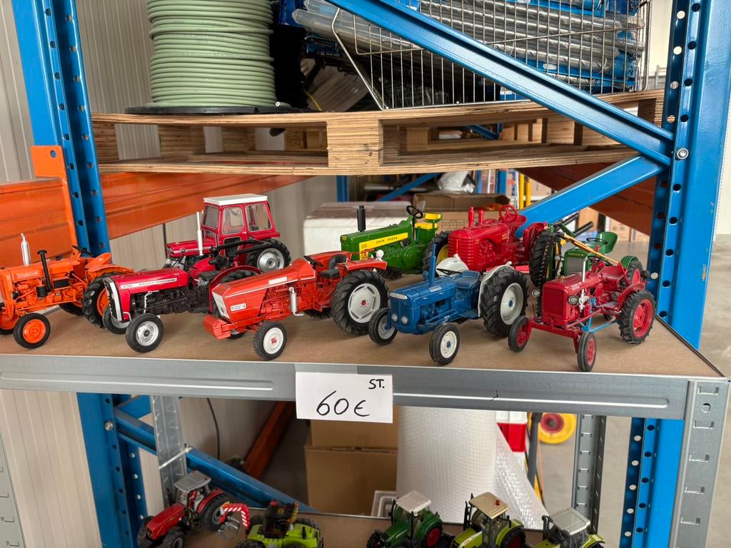 Tractoren Schaal 1:16  Topmerken, Ophalen of Verzenden, Zo goed als nieuw