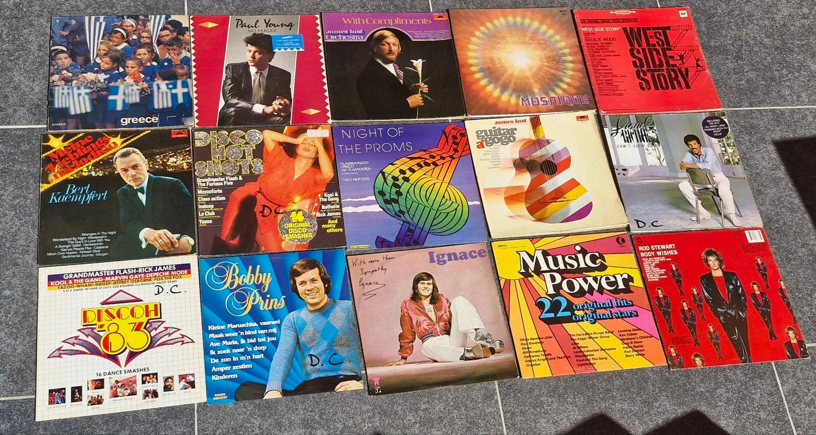 30 vinyles simples +7 vinyles doubles 33 Tours, Enlèvement