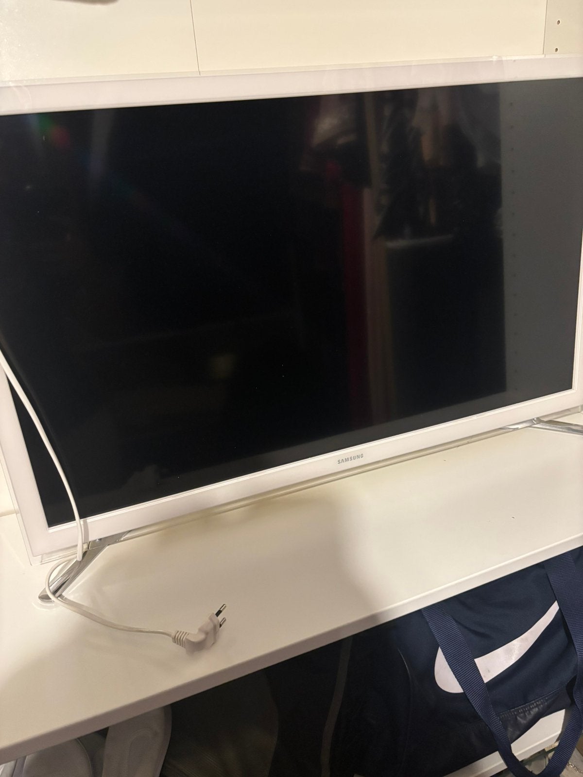 Tv samsung a vendre a 50 e, TV, Hi-fi & Vidéo, Enlèvement, Comme neuf, Samsung