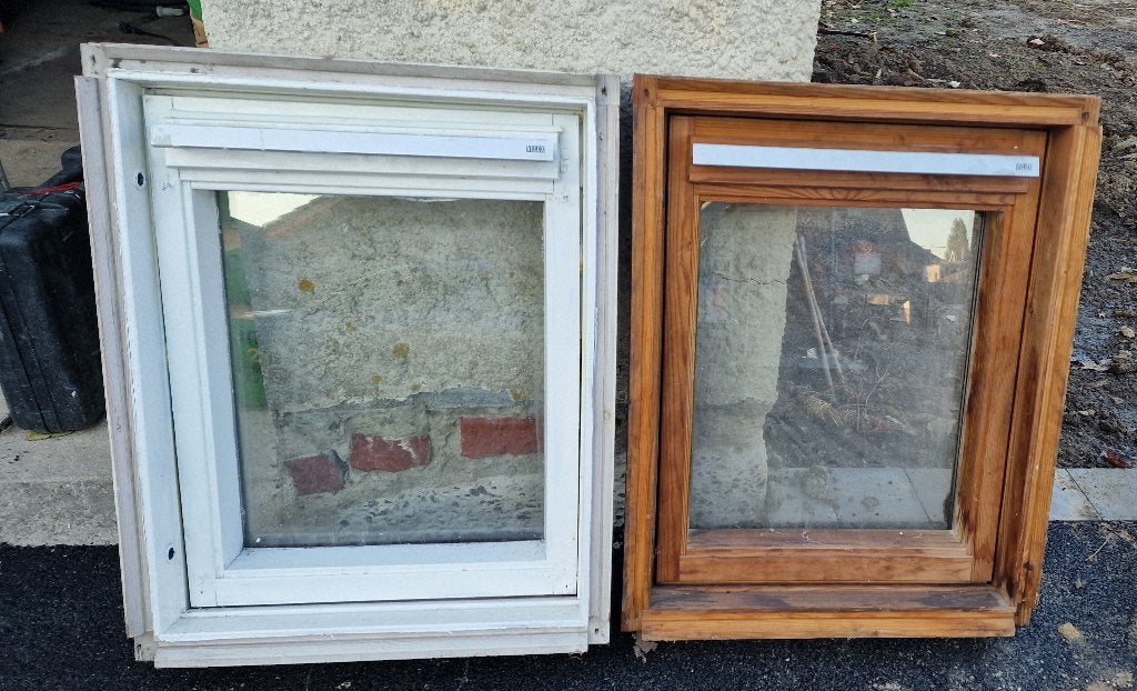 lot 2 velux 55x78 + raccord + store + option pose, Enlèvement, Double vitrage