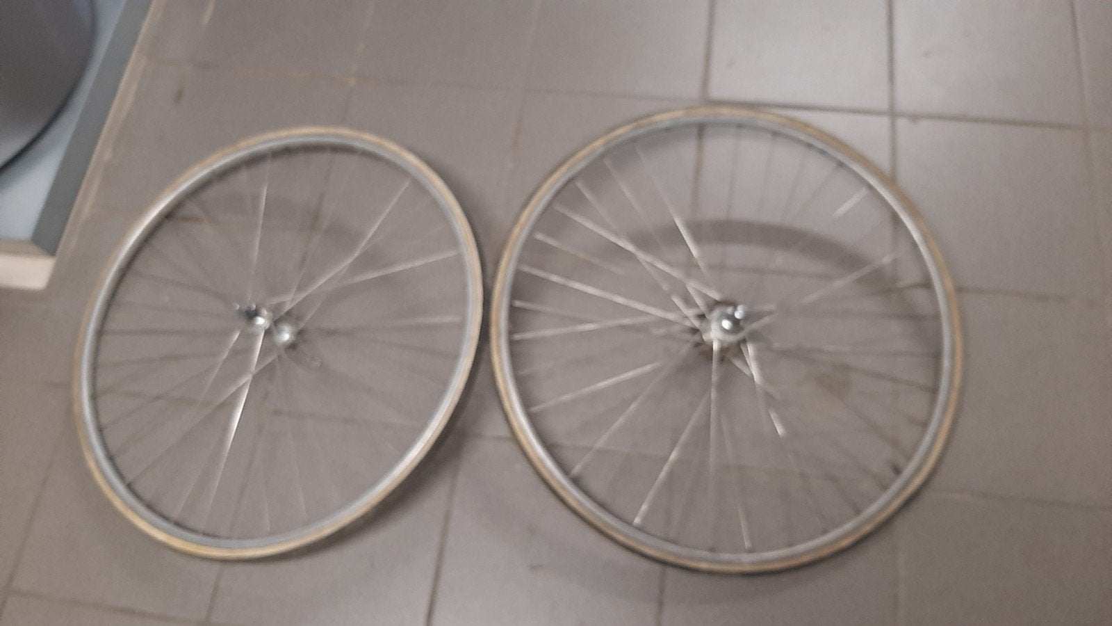 vintage campagnolo record wielen voor tubes, Ophalen