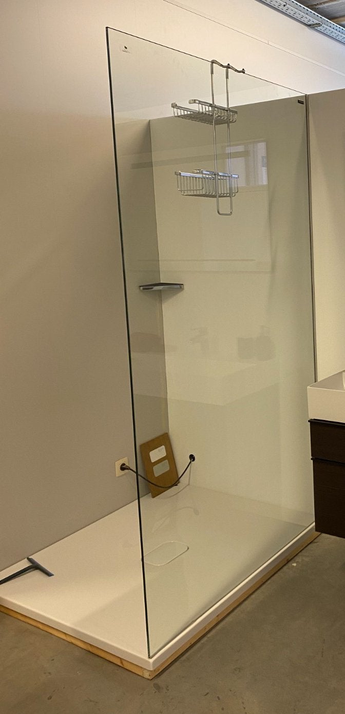 Toonzaalmodel douchetub + glas, Huis en Inrichting, Badkamer | Complete badkamers, Nieuw, Met douche, Ophalen