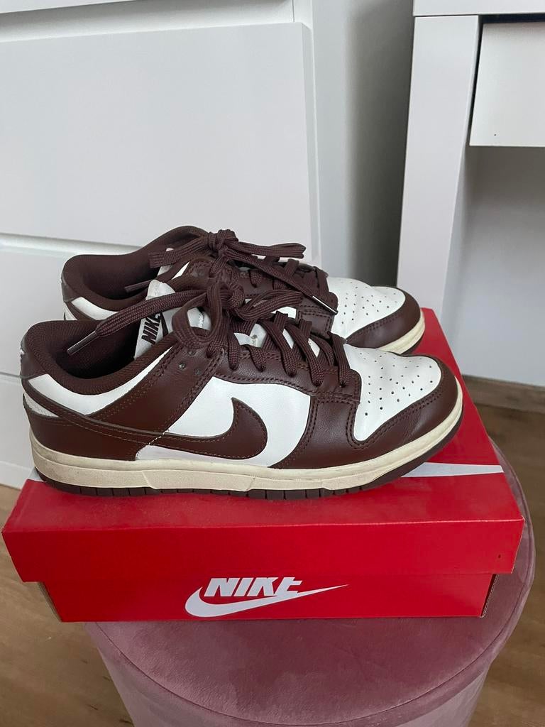 Nike dunk low cacao, Ophalen of Verzenden, Zo goed als nieuw