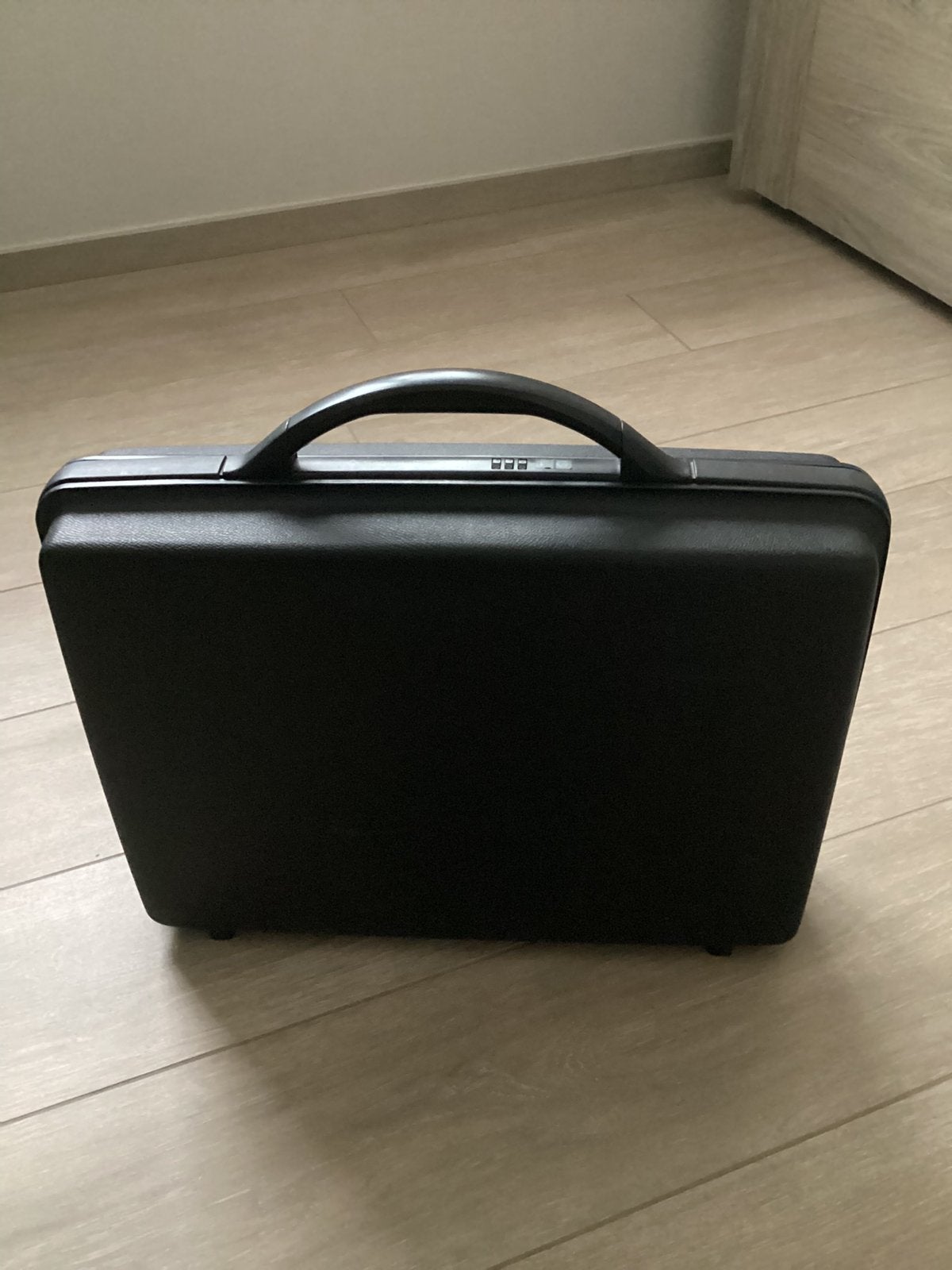 Aktetas, Ophalen, Gebruikt, 35 tot 45 cm, Minder dan 50 cm