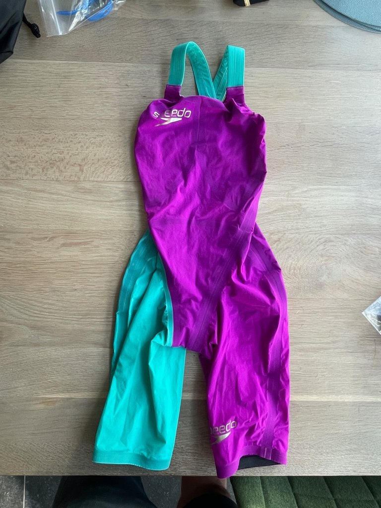 Competiebadpakken (2) meisje 11 à 12j, Ophalen, Zo goed als nieuw