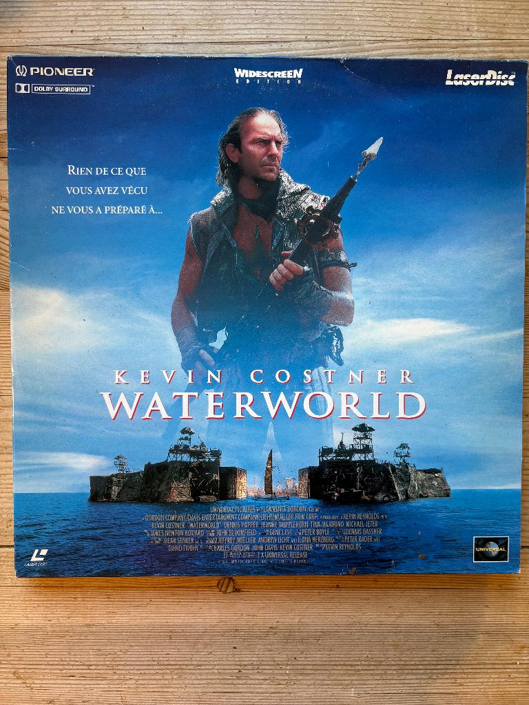 LaserDisc – Waterworld – Kevin Costner (Widescreen), Collections, Cinéma & Télévision, Comme neuf, Film, Enlèvement ou Envoi