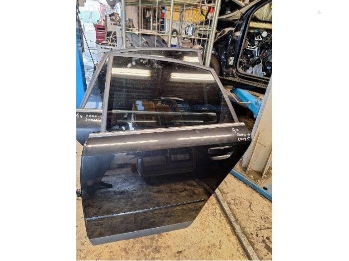 Portière 4portes arrière gauche d'un Audi A4, Autos : Pièces & Accessoires, -, 3 mois de garantie, Audi, Utilisé