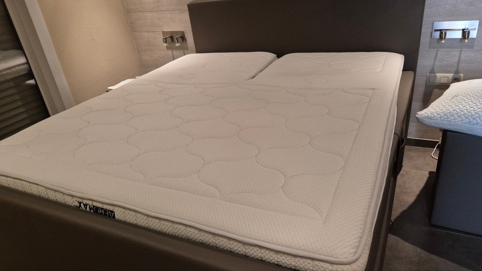 een zeer mooie topper met split wie kom er achter, Huis en Inrichting, Slaapkamer | Matrassen en Bedbodems, Ophalen, Tweepersoons