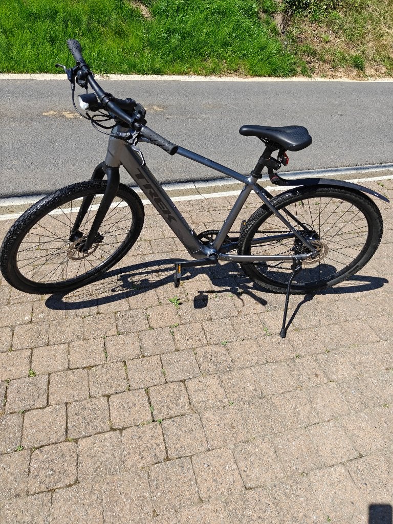 Trek Dual Sport +2 (jusqu'à 25 km/h) - très bon état, Autres marques, Utilisé, 30 à 50 km par batterie, Enlèvement