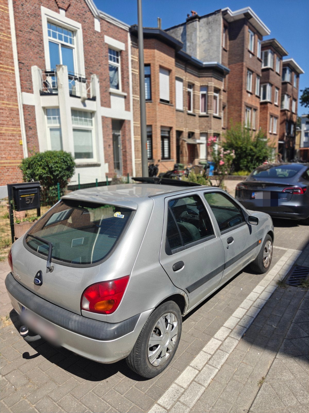 Ford Fiesta 2001 – Benzine – Euro 3 – Panoramisch dak-, Auto's, Ford, 1299 cc, Zwart, 5 deurs, Particulier