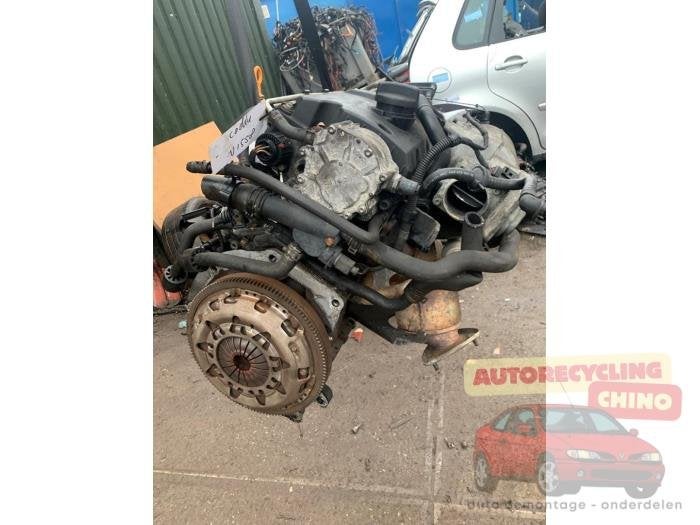 Motor van een Volkswagen Caddy, Gebruikt, -, Volkswagen, -