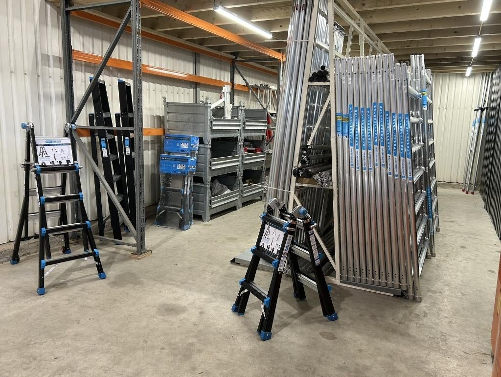 Euroscaffold aluminium rolsteiger en onderdelen uit voorraad, Doe-het-zelf en Bouw, Ophalen, Nieuw