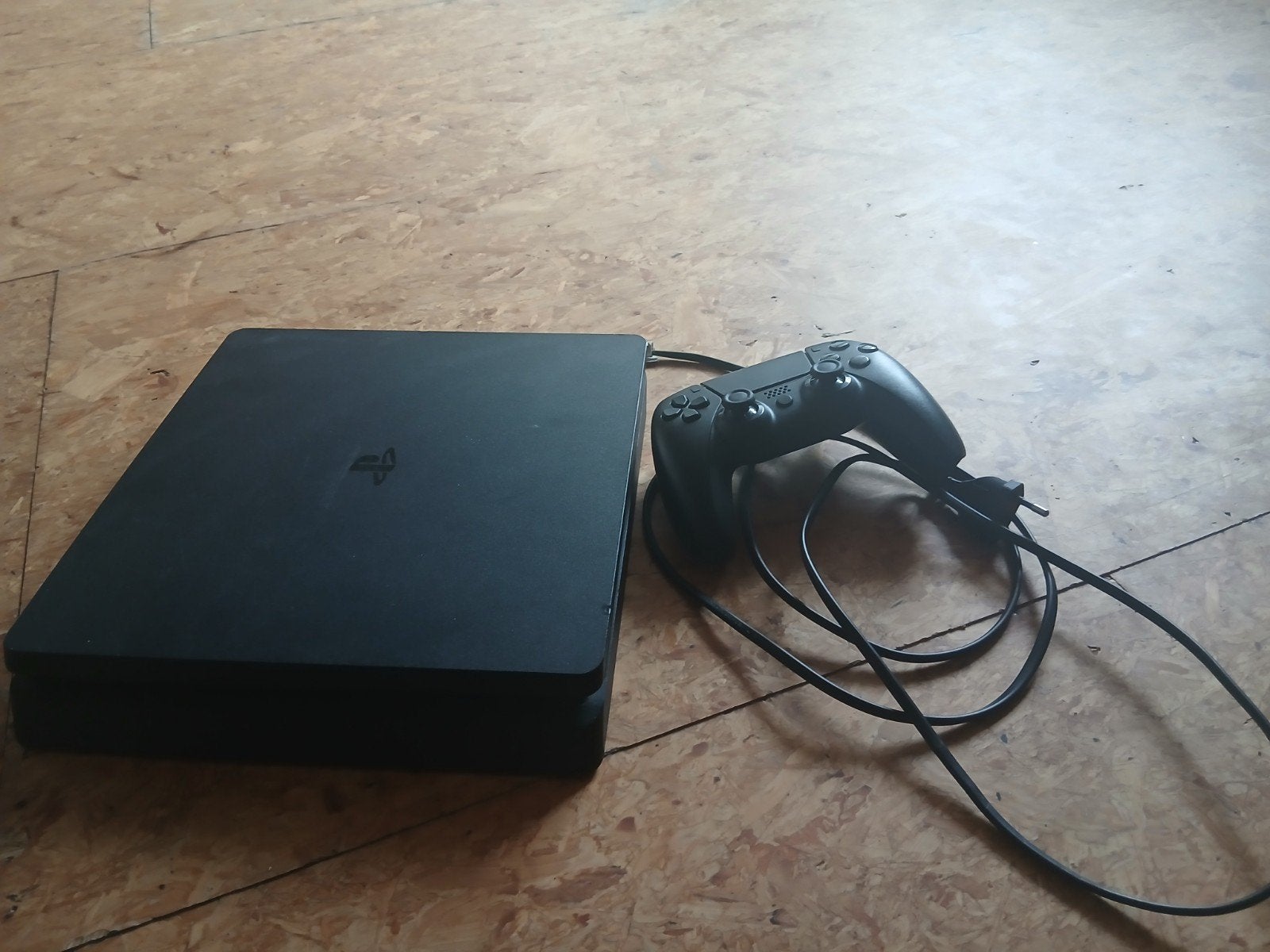 Playstation 4 met controller, Ophalen, HDD, 26,5cm, Zo goed als nieuw
