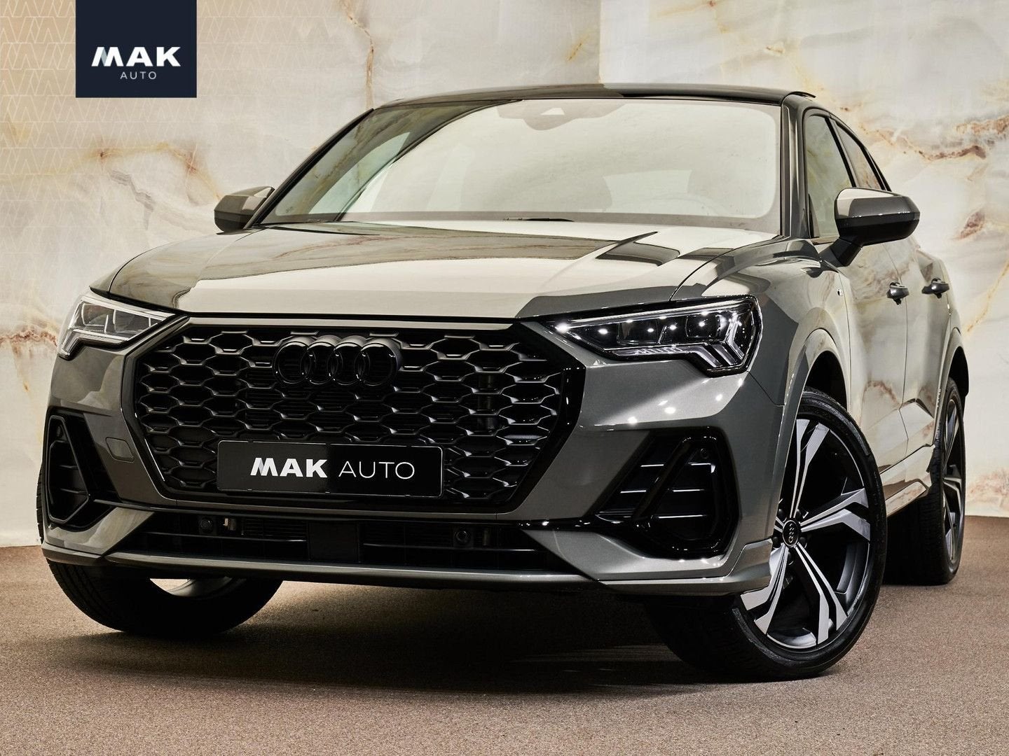 Audi Q3 Sportback 35 TFSI S Edition , pano, ACC, assistentie, Automaat, Zwart, Bedrijf, Elektrische ramen